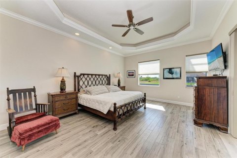 House in Port Charlotte, Florida 4 bedrooms, 237.55 sq.m. № 1572065 - photo 28