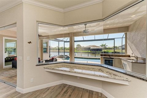 House in Port Charlotte, Florida 4 bedrooms, 237.55 sq.m. № 1572065 - photo 26
