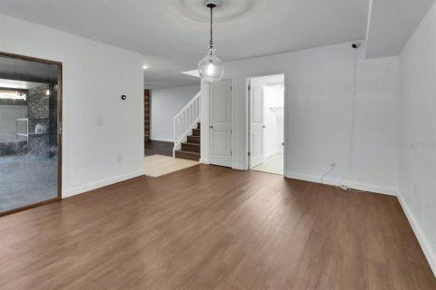 Townhouse in Sanford, Florida 2 bedrooms, 146.79 sq.m. № 1843488 - photo 14
