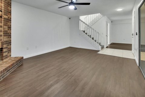 Townhouse in Sanford, Florida 2 bedrooms, 146.79 sq.m. № 1843488 - photo 7