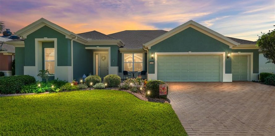 Casa en Ocala, Florida 3 dormitorios, 224.17 m2 № 1900589