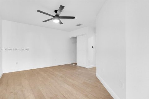 Купить таунхаус в Холливуд, Флорида 3 спальни, 162.39м2, № 2010255 - фото 15