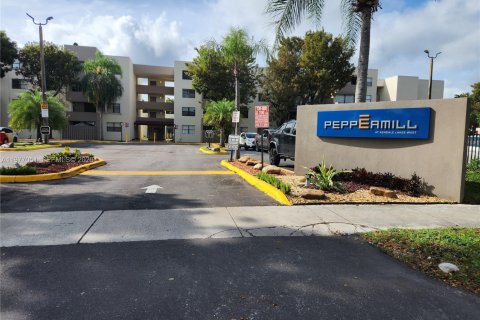 Condo in Miami, Florida, 1 bedroom  № 2041560