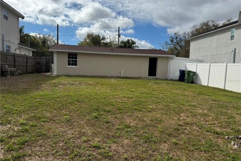 Villa ou maison à vendre à Tampa, Floride: 3 chambres, 74.14 m2 № 1527767 - photo 16