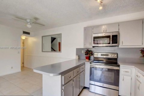 Townhouse in Delray Beach, Florida 2 bedrooms, 114.27 sq.m. № 2181219 - photo 8