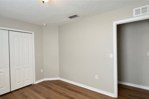 Villa ou maison à louer à Clermont, Floride: 5 chambres, 252.69 m2 № 2113964 - photo 30