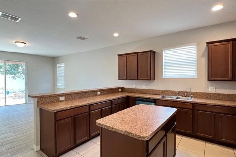 Villa ou maison à louer à Clermont, Floride: 5 chambres, 252.69 m2 № 2113964 - photo 14
