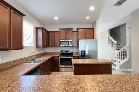Villa ou maison à louer à Clermont, Floride: 5 chambres, 252.69 m2 № 2113964 - photo 16