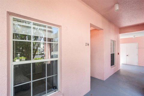 Copropriété à vendre à Punta Gorda, Floride: 2 chambres, 85.84 m2 № 1884442 - photo 6