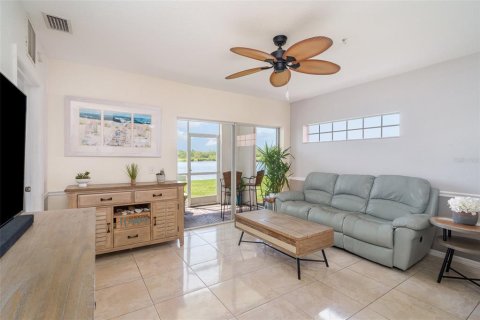 Copropriété à vendre à Punta Gorda, Floride: 2 chambres, 85.84 m2 № 1884442 - photo 9