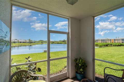 Copropriété à vendre à Punta Gorda, Floride: 2 chambres, 85.84 m2 № 1884442 - photo 25