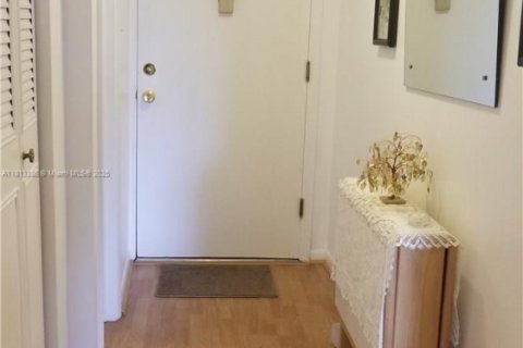 Copropriété à vendre à Lauderhill, Floride: 1 chambre, 75.44 m2 № 1762564 - photo 22