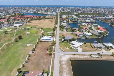 Terreno en venta en Punta Gorda, Florida № 1555921 - foto 9