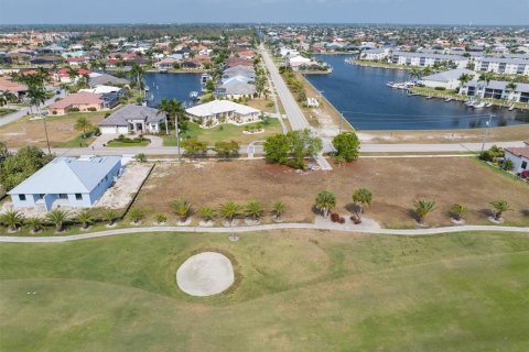 Terreno en venta en Punta Gorda, Florida № 1555921 - foto 4