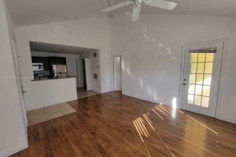 Купить кондоминиум в Санрайз, Флорида 1 спальня, 55.28м2, № 2038939 - фото 8