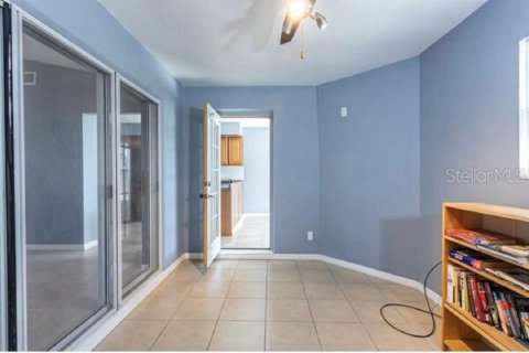 House in Palm Coast, Florida 3 bedrooms, 152.55 sq.m. № 1630100 - photo 11