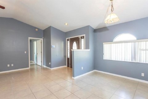 House in Palm Coast, Florida 3 bedrooms, 152.55 sq.m. № 1630100 - photo 8