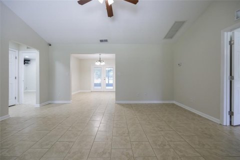 House in Hawthorne, Florida 3 bedrooms, 121.33 sq.m. № 1894597 - photo 8