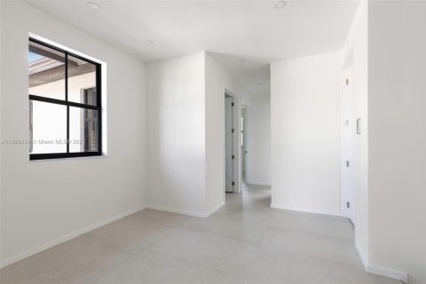 Townhouse in Pinecrest, Florida 4 bedrooms, 265.51 sq.m. № 1948303 - photo 24