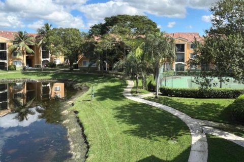 Copropriété à louer à Miramar, Floride: 2 chambres, 90.77 m2 № 2027895 - photo 12