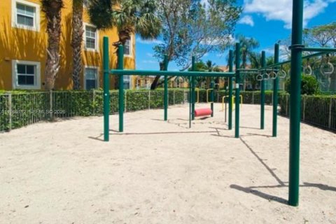 Copropriété à louer à Miramar, Floride: 2 chambres, 90.77 m2 № 2027895 - photo 15