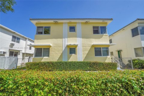 Снять в аренду квартиру в Майами-Бич, Флорида 1 спальня, 74.32м2, № 1992684 - фото 20