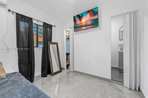 Commercial property in Miami, Florida 107.77 sq.m. № 2088641 - photo 25