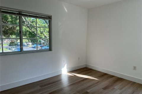 Condominio en venta en Miramar, Florida, 3 dormitorios, 107.77 m2 № 1964860 - foto 29