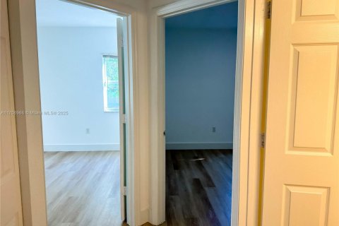 Condominio en venta en Miramar, Florida, 3 dormitorios, 107.77 m2 № 1964860 - foto 22