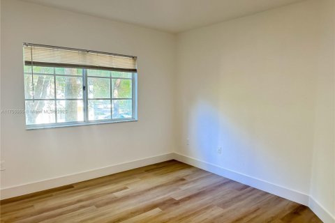 Condominio en venta en Miramar, Florida, 3 dormitorios, 107.77 m2 № 1964860 - foto 7