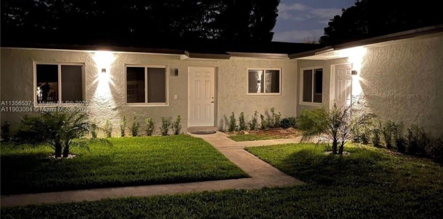 Дом в Дейви, Флорида 3 спальни, 308.44м2 № 1955525