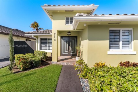 Villa ou maison à Miami, Floride 4 chambres, 186.83 m2 № 2025471