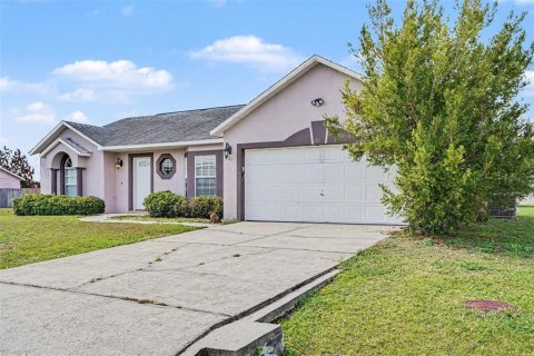 Villa ou maison à vendre à Kissimmee, Floride: 3 chambres, 137.31 m2 № 2197057 - photo 2