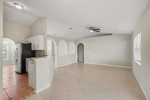 Villa ou maison à vendre à Kissimmee, Floride: 3 chambres, 137.31 m2 № 2197057 - photo 8
