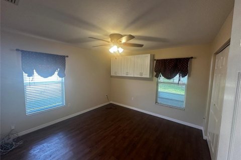 House in Sebring, Florida 2 bedrooms, 133.04 sq.m. № 2289945 - photo 13