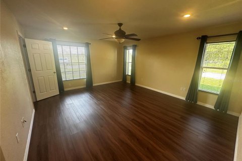 House in Sebring, Florida 2 bedrooms, 133.04 sq.m. № 2289945 - photo 9