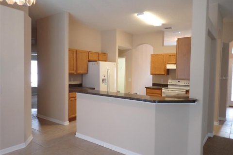 House in Palm Coast, Florida 3 bedrooms, 190.73 sq.m. № 2196947 - photo 5