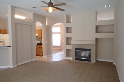 House in Palm Coast, Florida 3 bedrooms, 190.73 sq.m. № 2196947 - photo 6