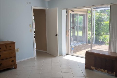 House in Sarasota, Florida 2 bedrooms, 164.25 sq.m. № 2236027 - photo 17