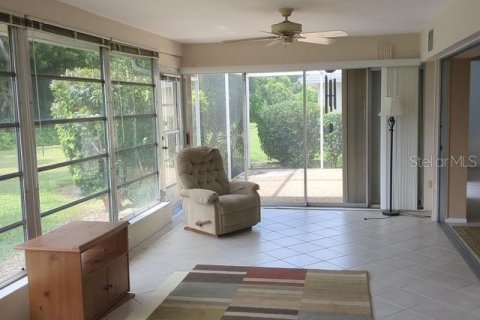 House in Sarasota, Florida 2 bedrooms, 164.25 sq.m. № 2236027 - photo 9