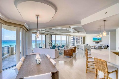 Condo in Juno Beach, Florida, 3 bedrooms № 2242319 - photo 8