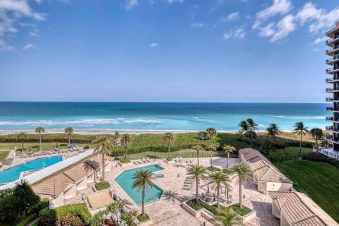 Condo in Juno Beach, Florida, 3 bedrooms № 2242319 - photo 2