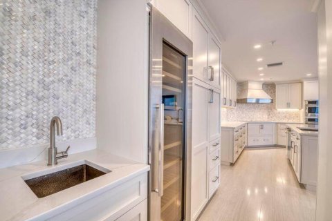 Condo in Juno Beach, Florida, 3 bedrooms № 2242319 - photo 10