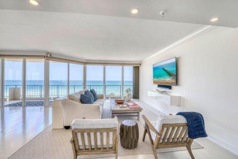 Condo in Juno Beach, Florida, 3 bedrooms № 2242319 - photo 14