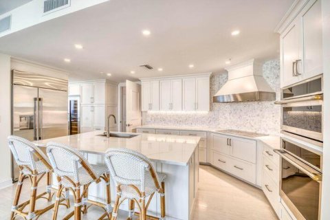 Condo in Juno Beach, Florida, 3 bedrooms № 2242319 - photo 5