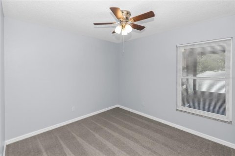 House in Clermont, Florida 3 bedrooms, 116.5 sq.m. № 2220851 - photo 16