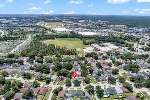 House in Clermont, Florida 3 bedrooms, 116.5 sq.m. № 2220851 - photo 28
