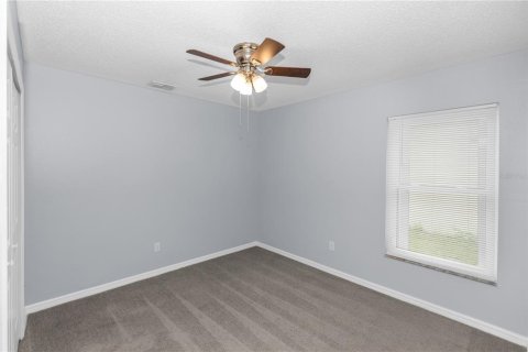 House in Clermont, Florida 3 bedrooms, 116.5 sq.m. № 2220851 - photo 17