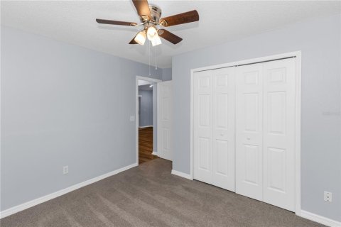 House in Clermont, Florida 3 bedrooms, 116.5 sq.m. № 2220851 - photo 20
