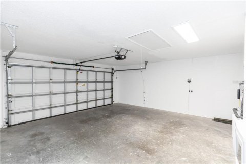 House in Clermont, Florida 3 bedrooms, 116.5 sq.m. № 2220851 - photo 23